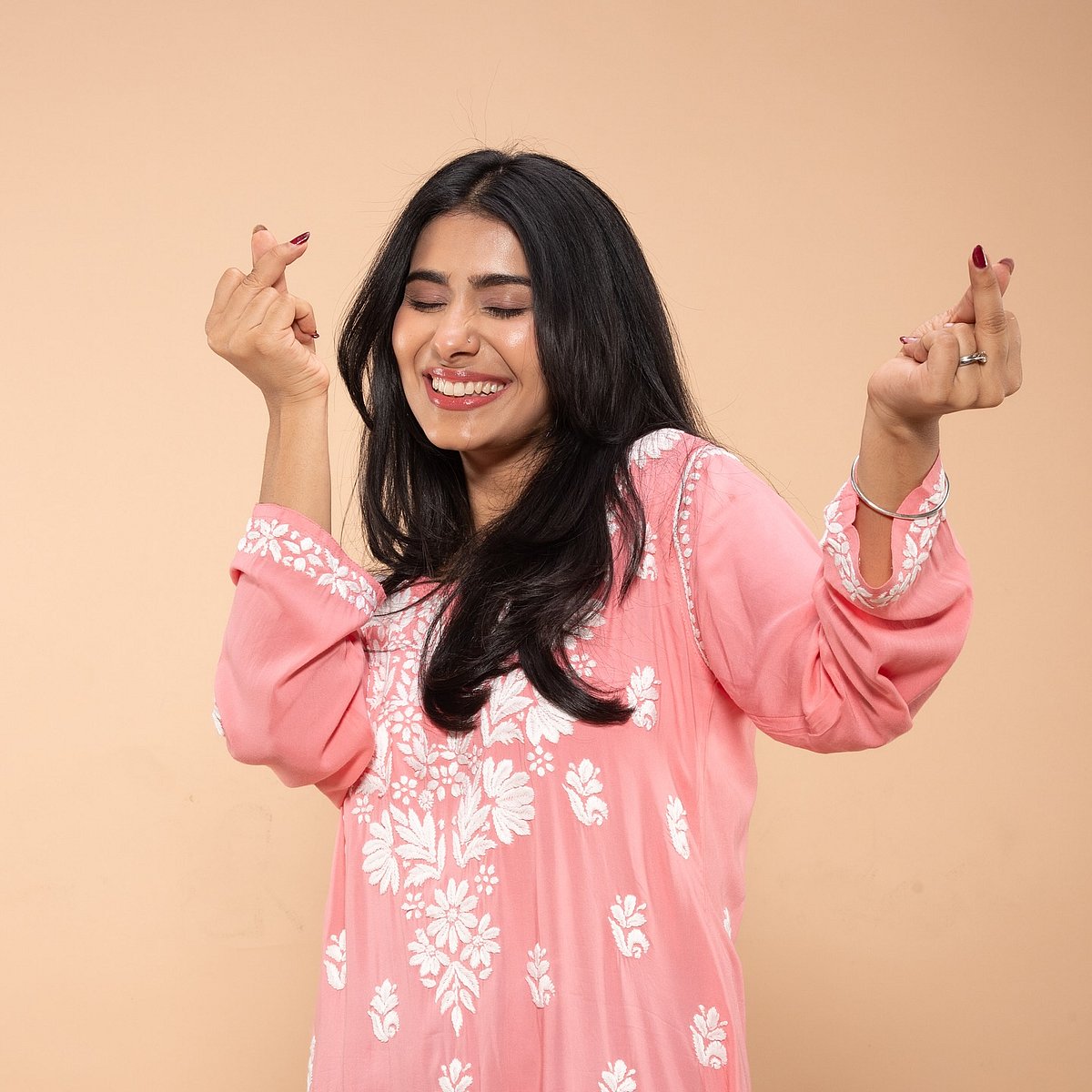 বিয়ে করলেন জনপ্রিয় কনটেন্ট ক্রিয়েটর নায়াব মিধা