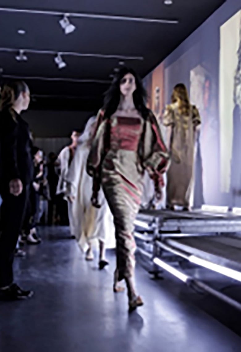 আন্তর্জাতিক মঞ্চে মডেস্ট ফ্যাশনের নতুন ধারাকে যেভাবে পরিচিত করাচ্ছে সৌদি