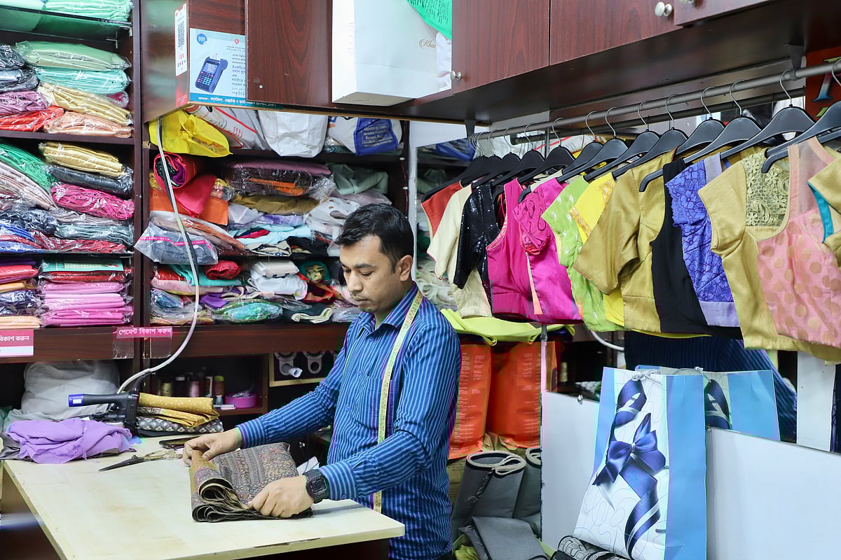 ঢাকার কোথায় কম দামে কামিজ বানাতে পারবেন