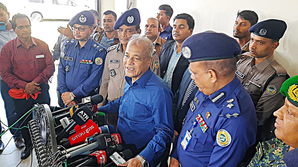 শেখ হাসিনাসহ অন্যদের মামলার রায় যা-ই হোক না কেন, তা কার্যকর হবে: স্বরাষ্ট্র উপদেষ্টা