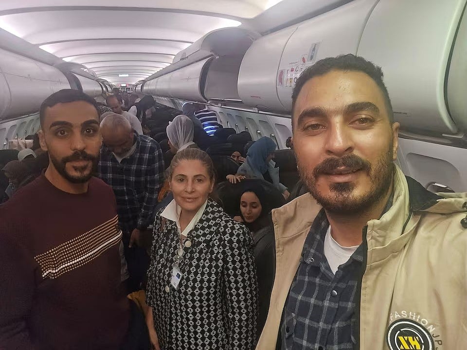 গাজার ফিলিস্তিনিদের দক্ষিণ আফ্রিকায় নিয়ে যাওয়া প্রতিষ্ঠানটি আসলে কারা চালাচ্ছে