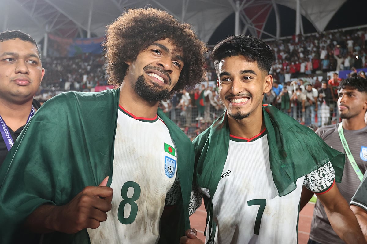 ভারতকে হারানোয় ২ কোটি টাকা পুরস্কার ঘোষণা ক্রীড়া উপদেষ্টার