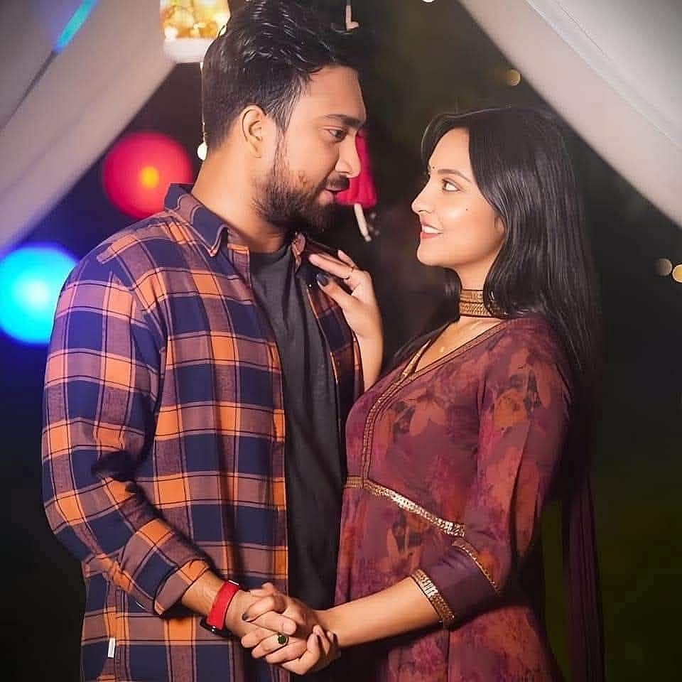 জোভান নীহার ‘আশিকি।’ ছবি: ফেসবুক থেকে