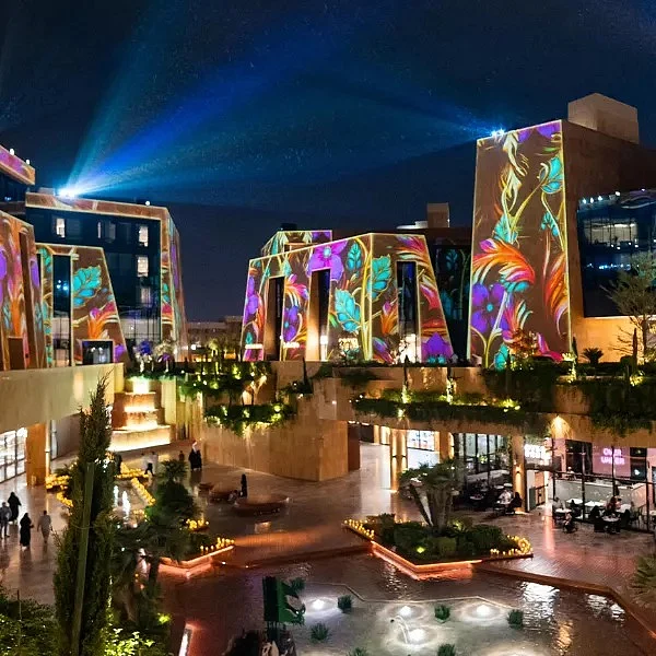 ভিয়া রিয়াদ: ফ্যাশন ব্র্যান্ড থেকে ফাইন ডাইনিংসহ বিনোদন সব আছে এখানে