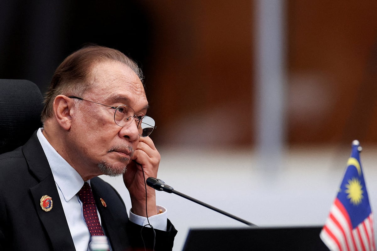 মালয়েশিয়ার সাবাহ রাজ্যের নির্বাচনে ধাক্কা খেল প্রধানমন্ত্রী আনোয়ারের জোট