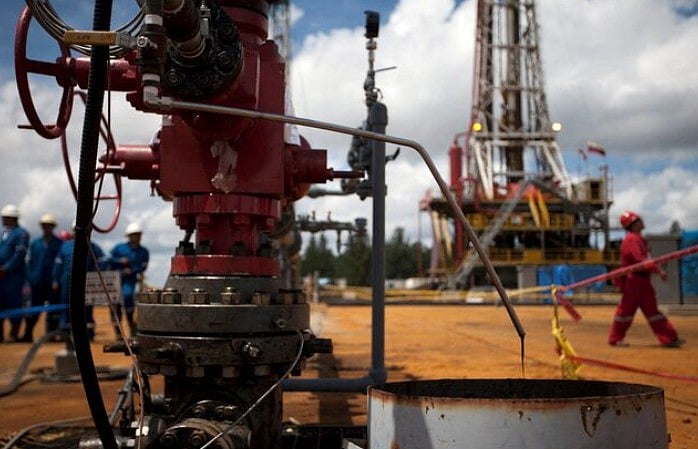 ভেনেজুয়েলার তেলে যুক্তরাষ্ট্রের নজর কেন, মাদুরোকে সরিয়ে দিলে কী হবে এই তেলের