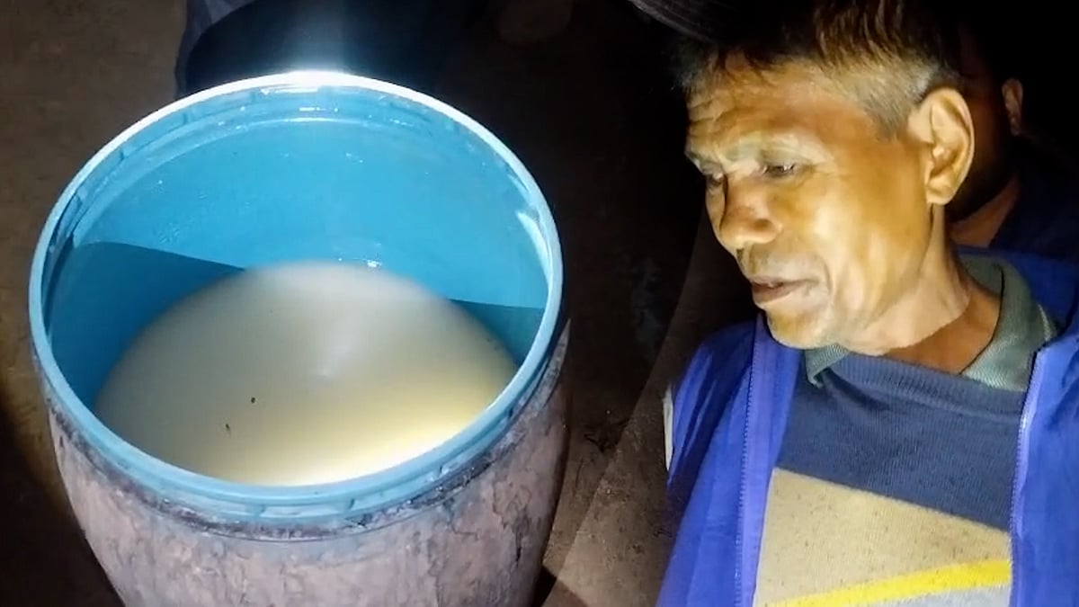 চাষাবাদের আড়ালে চট্টগ্রাম বিশ্ববিদ্যালয়ের ভেতরেই তৈরি হতো মদ