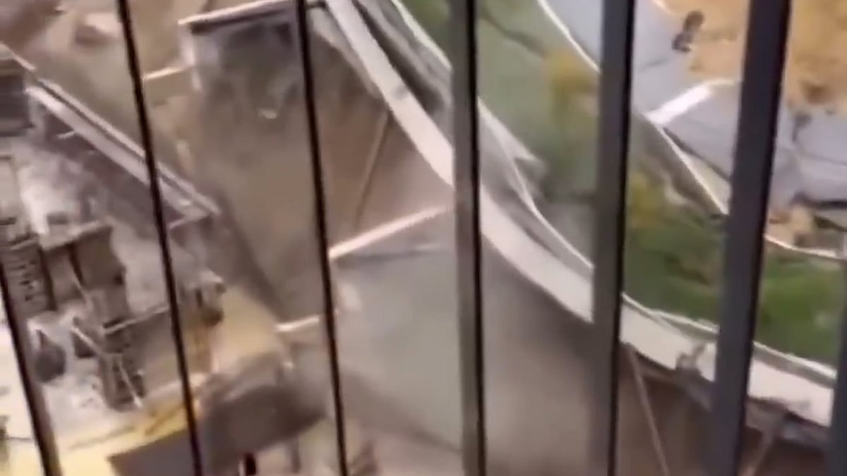 সার্বিয়ায় রাস্তা ভাঙার ভিডিওটি যেভাবে ছড়িয়ে পড়ল সোশ্যাল মিডিয়ায়