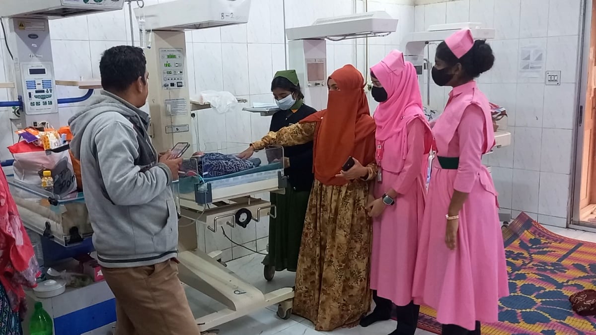 মাদারীপুরে ক্লিনিকের শৌচাগার থেকে নবজাতক উদ্ধার