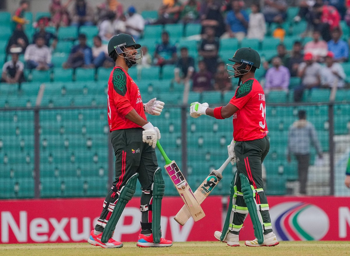 বাংলাদেশের রেকর্ড ২০৬ ছক্কার বছরে কে মারলেন কতটি