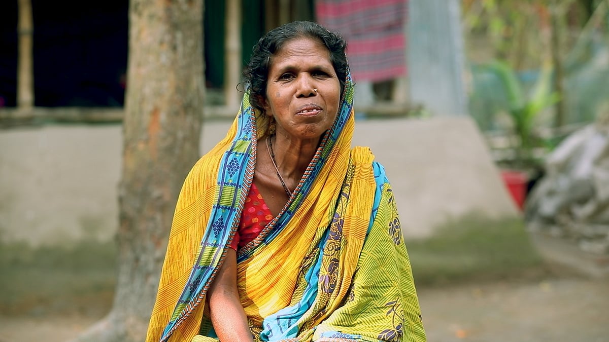 ধৈর্য নিয়ে চেষ্টা করলে অভাবকে জয় করা যায়