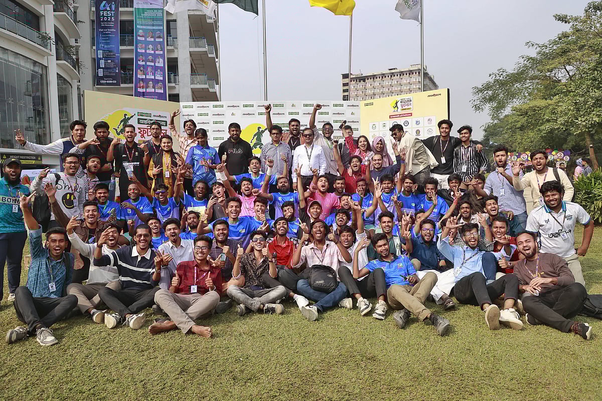 ফারইস্টের ১০ গোলের ঝড়, জিতল আইইউবিএটি, ইউনাইটেডও