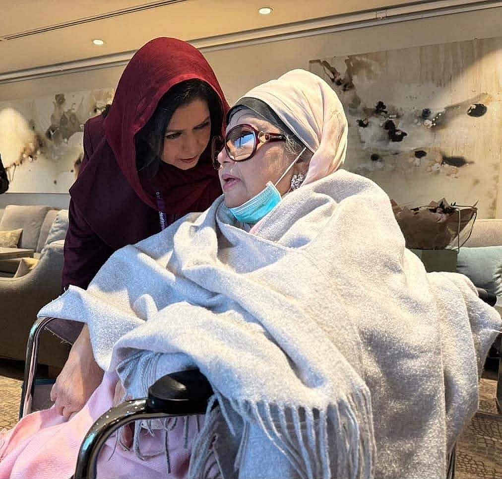 খালেদা জিয়াকে নিতে ঢাকায় আসছেন জুবাইদা