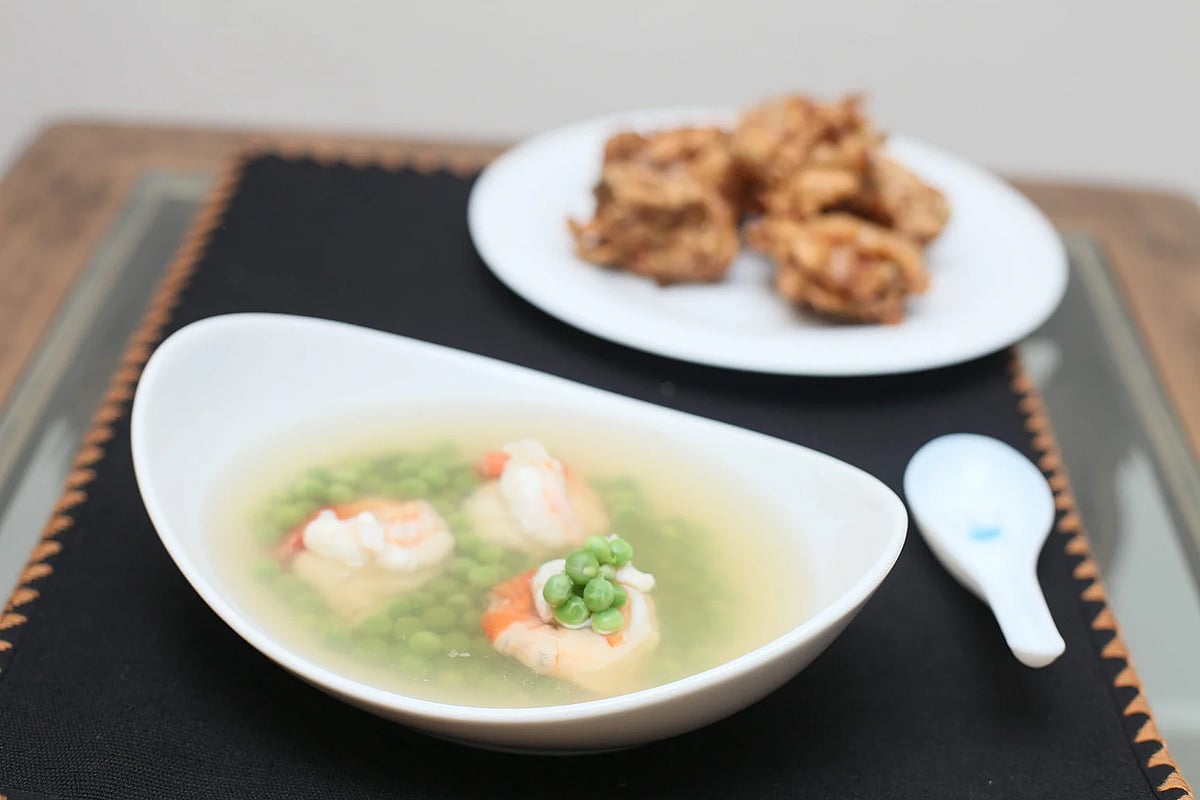 শীতে রাঁধুন মটরশুঁটি চিংড়ির স্যুপ, দেখুন রেসিপি