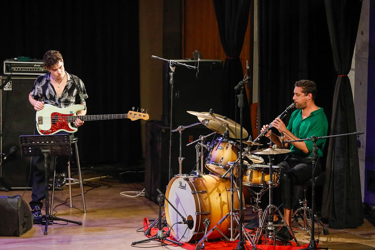 কর্ণাটকি তাল থেকে হিপ–হপ: ঢাকায় ব্যতিক্রমী ‘বোম্বে এক্সপেরিয়েন্স’