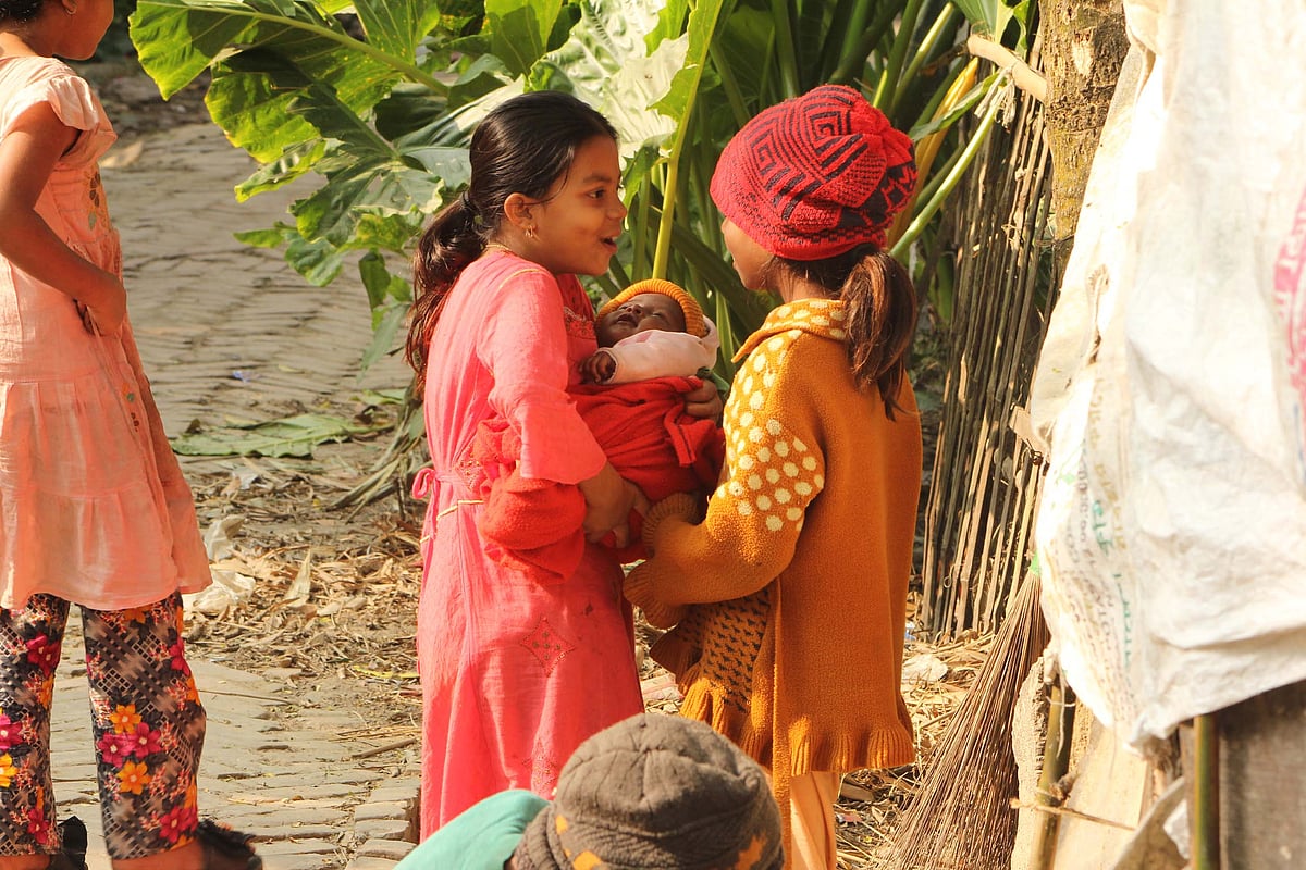 একঝলক (৫ ডিসেম্বর ২০২৫)