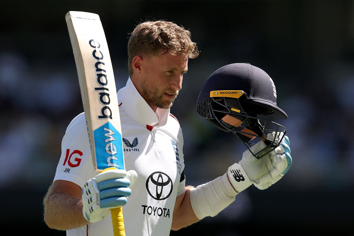 রুটের সেঞ্চুরিতে বেঁচে গেলেন হেইডেন, ধন্যবাদ জানালেন হেইডেনের মেয়ে