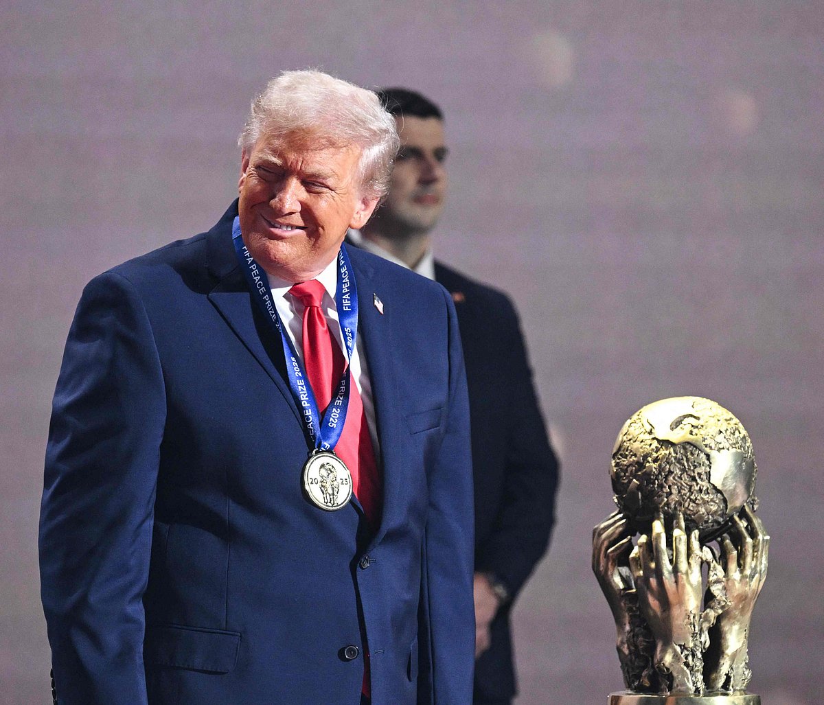 বিশ্বকাপের ড্র : বিনোদন ও শান্তি পুরস্কারের পর্ব শেষ, এবার ড্র শুরুর অপেক্ষা