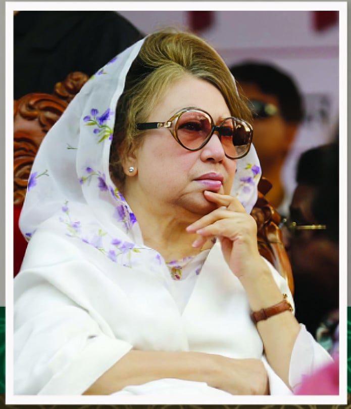 খালেদা জিয়ার জন্য আজ বাদ জুমা মসজিদে মসজিদে দোয়া