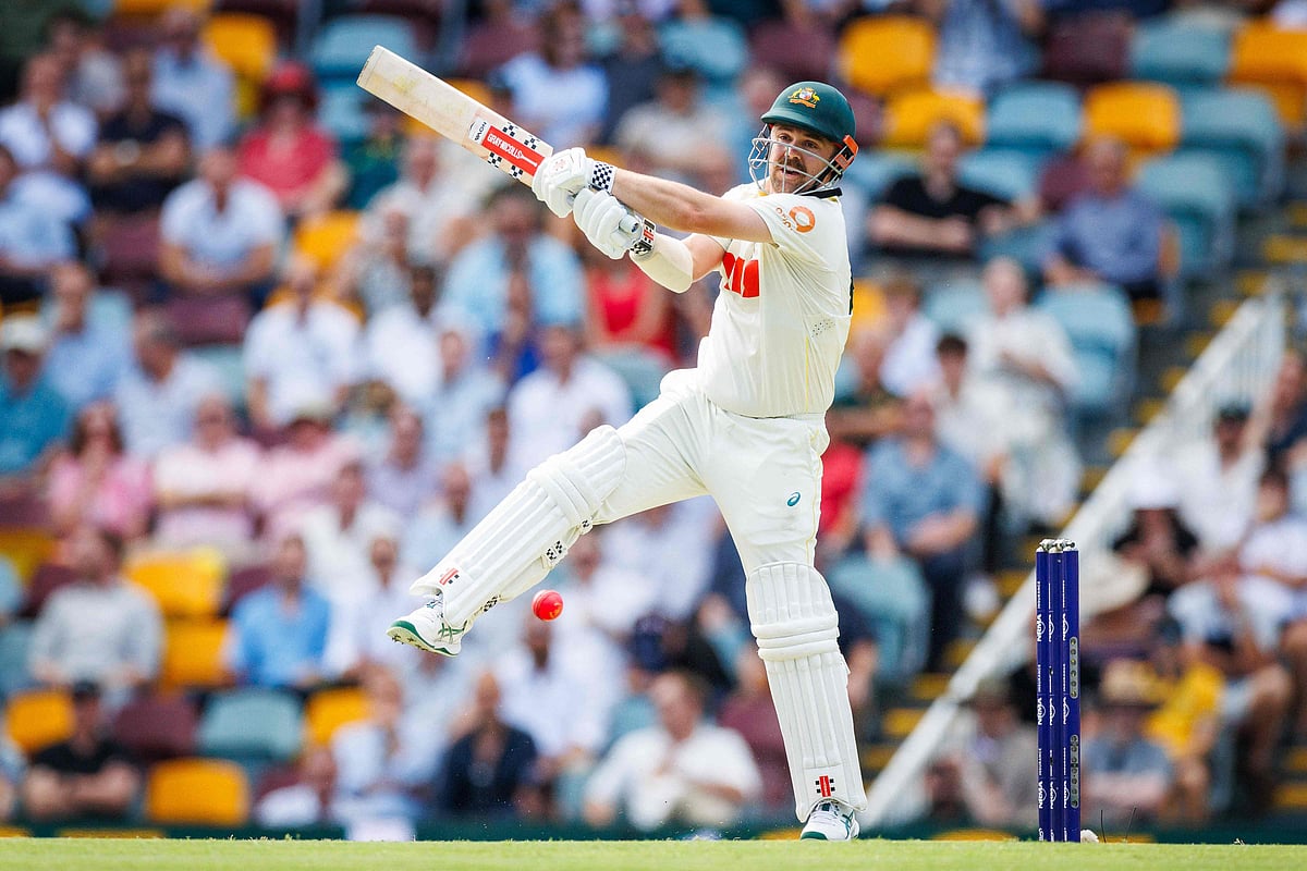 লাবুশেন–ওয়েদারাল্ডে প্রথম সেশন অস্ট্রেলিয়ার