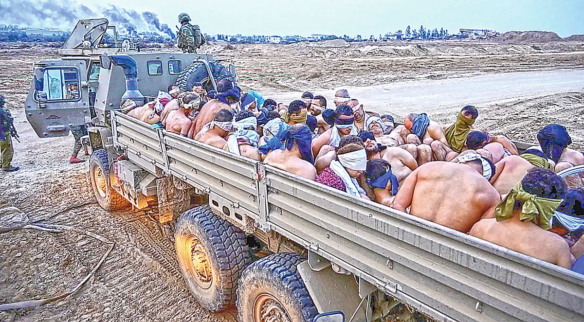 ইসরায়েলের কারাগার ও গাজায় শান্তির আশা by ডেডিভ হার্স্ট