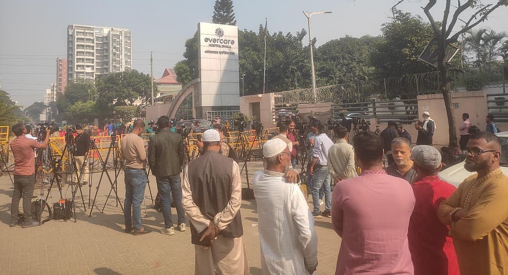 ‘জানতাম, খালেদা জিয়াকে দেখতে পাব না, তবু এলাম যেন আফসোস না থাকে’