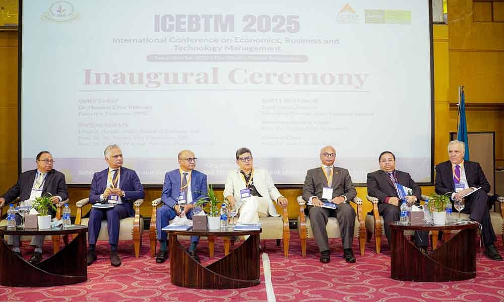 বাংলাদেশের বেকারত্ব সংকট মোকাবিলায় এক সাহসী একাডেমিক উদ্যোগ