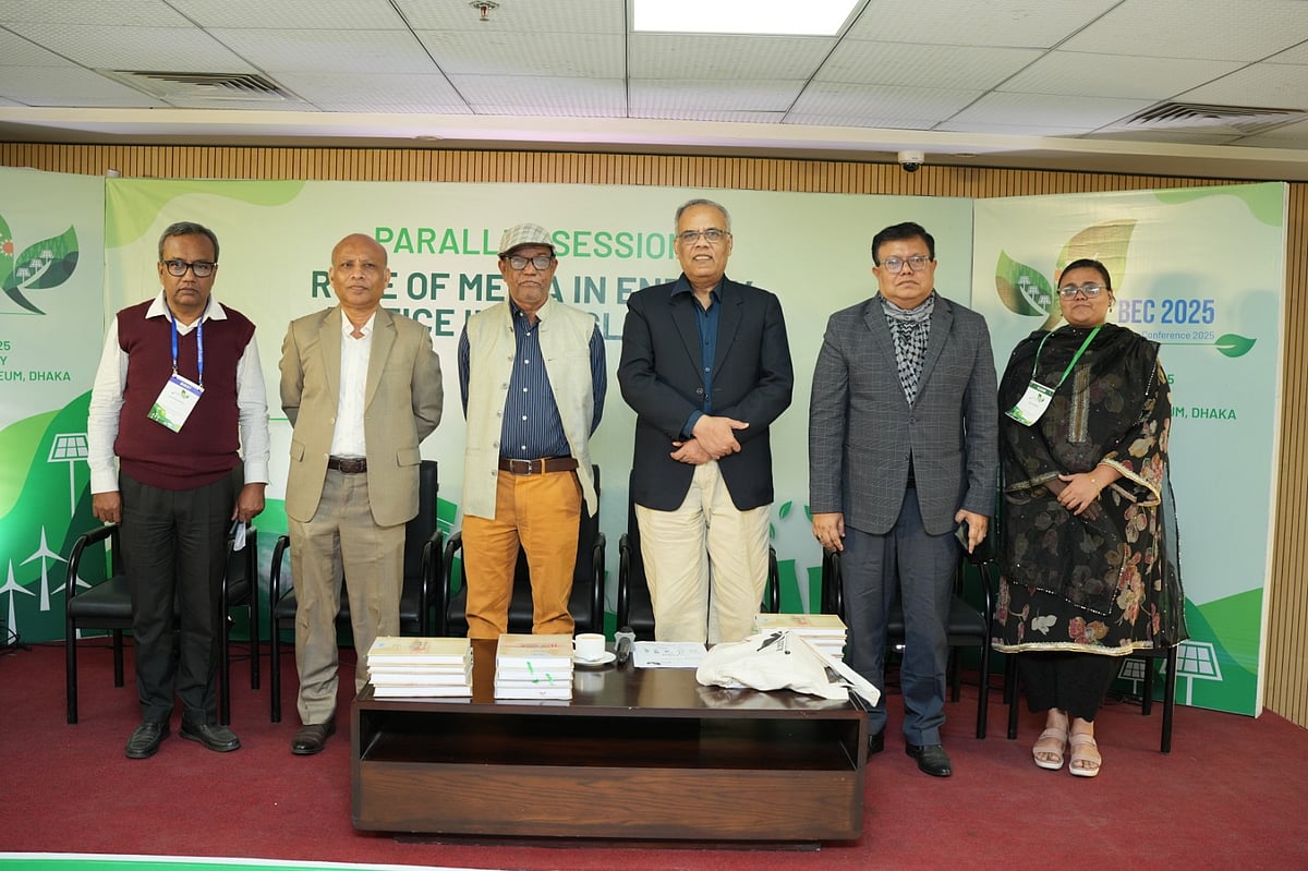 গণমাধ্যমে সংস্কার দেখছি না: কামাল আহমেদ