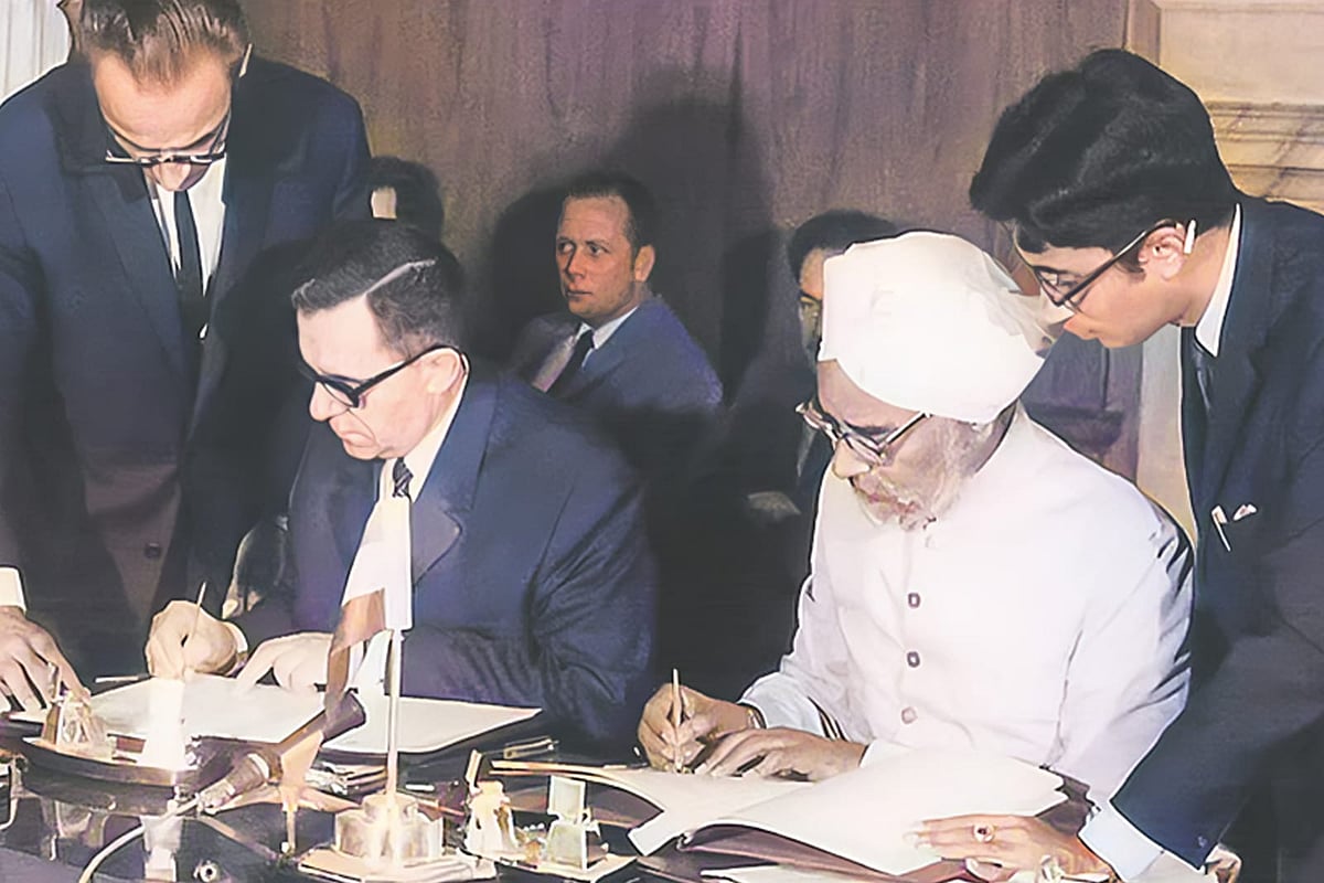 ইন্দো সোভিয়েত মৈত্রী চুক্তিতে মুক্তিযুদ্ধে নতুন মেরুকরণ