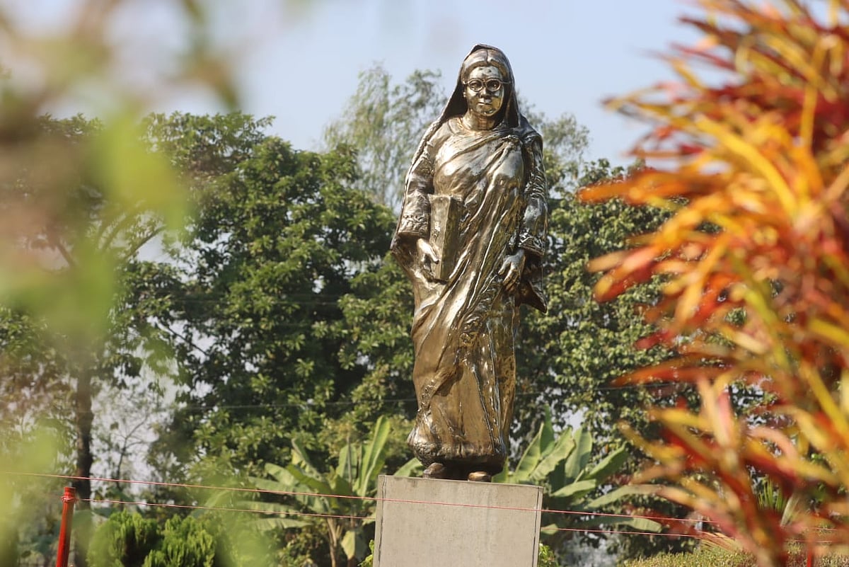 রংপুরে বেগম রোকেয়ার জন্মভিটায় নানা আয়োজন