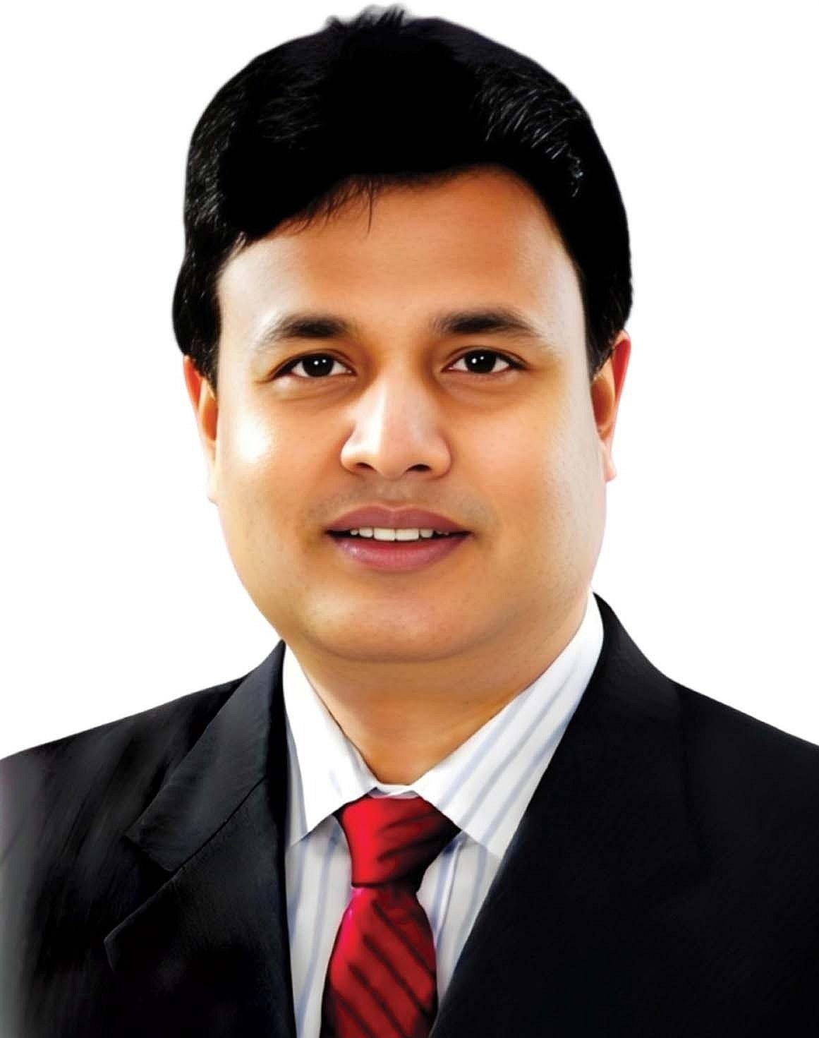 বিএনপি প্রার্থী মোশারফের অশ্লীল ছবি ফেসবুকে ছড়িয়ে দেওয়ার হুমকি, থানায় জিডি