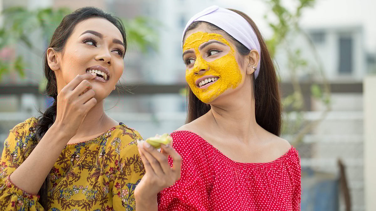 শীতে ত্বকে প্রয়োজন বাড়তি যত্নছবি: প্রথম আলো