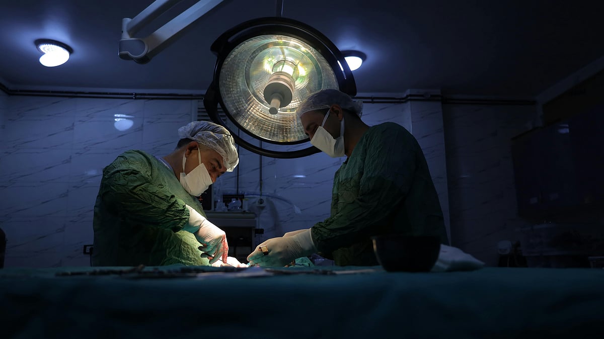 সন্তান জন্মে কেন সি সেকশন দরকার হয়