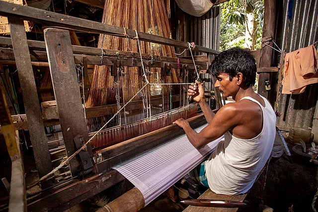 অনন্য এক বয়নশিল্প