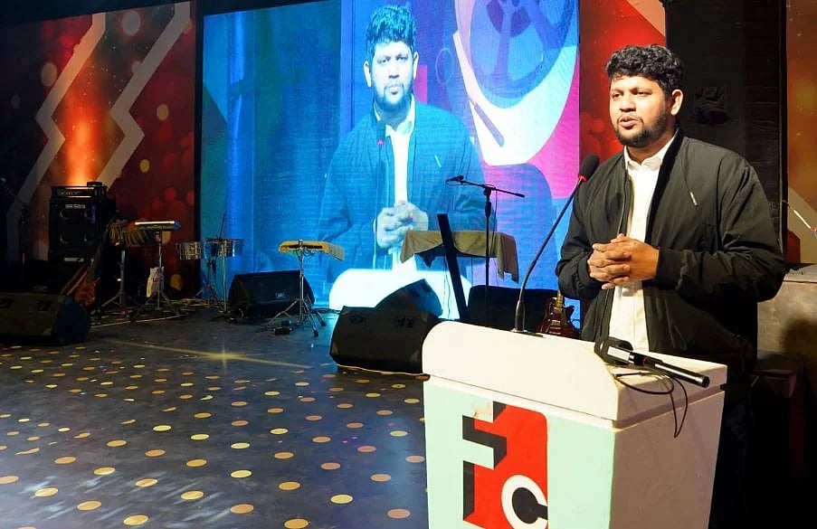 বাংলাদেশের চলচ্চিত্রকে বিশ্ব দরবারে নিতে সকলকে কাজ করতে হবে: তথ্য উপদেষ্টা