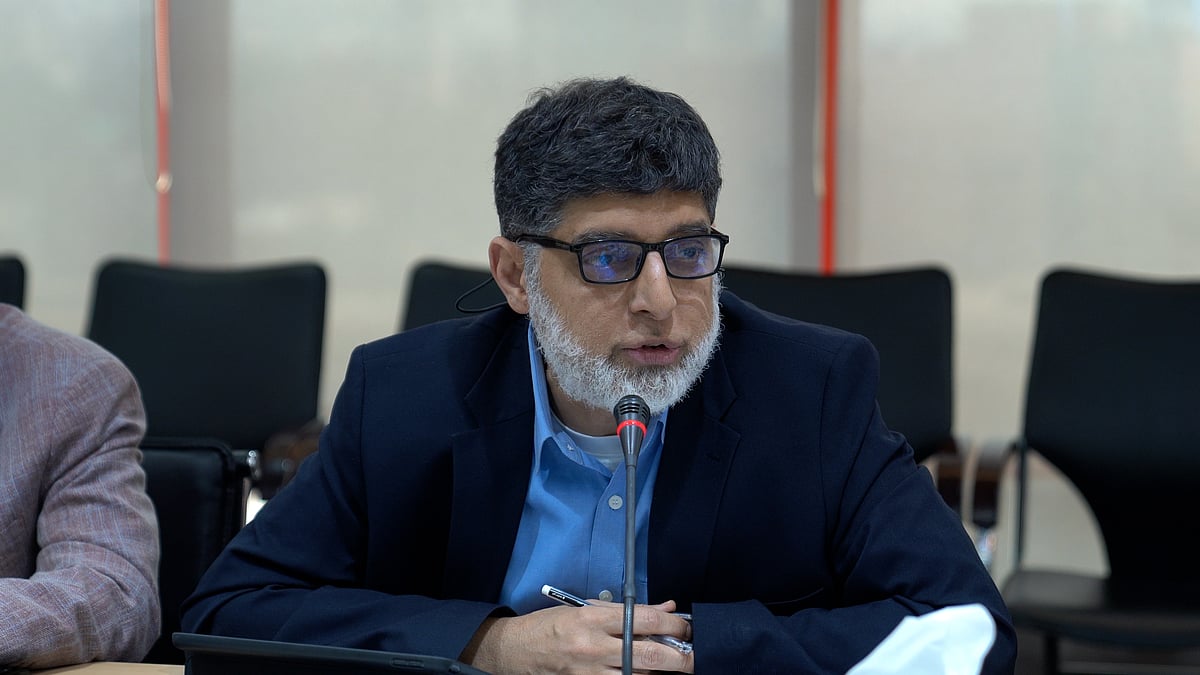 ‘আমাদের সিদ্ধান্ত নিতে হবে, আমরা কি আমদানিনির্ভর থাকব, নাকি রপ্তানিনির্ভর জাতি হব’