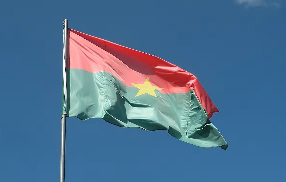 বুরকিনা ফাসো: সততার জমিনে বিজয়ের নিশান