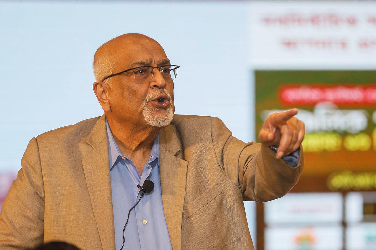 গ্রহণযোগ্য নির্বাচন হবে কি না, সেই শঙ্কা এখনো কাটছে না: দেবপ্রিয় ভট্টাচার্য