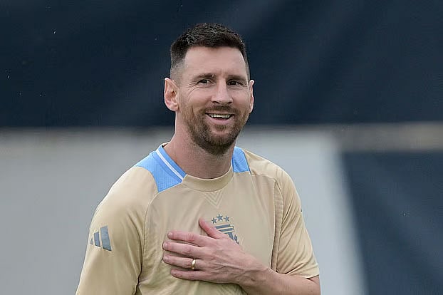 লিওনেল মেসি আসছেন শুক্রবার, কলকাতায় উন্মাদনা