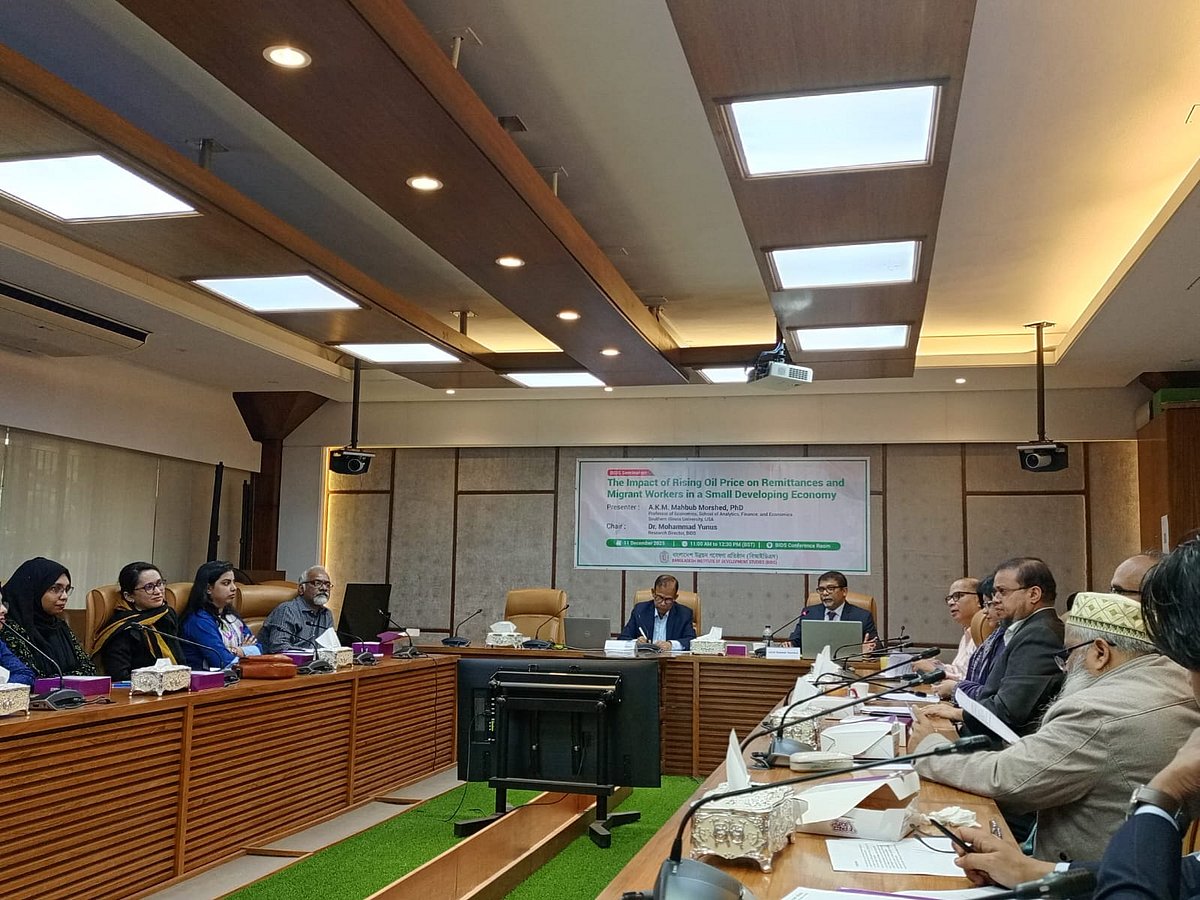 এক দেশে বেশি শ্রমিক গেলে মজুরি কমে যায়