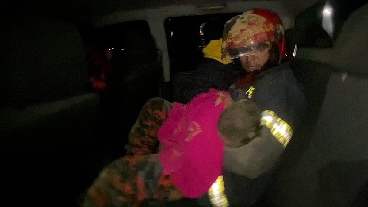 ৩২ ঘণ্টা পর উদ্ধার হওয়া শিশু সাজিদ মারা গেছে