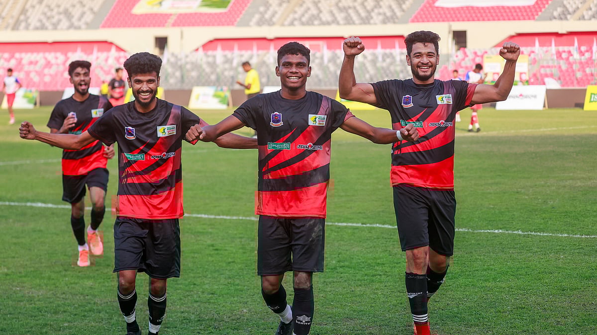 গণ বিশ্ববিদ্যালয় ও এআইইউবির ফাইনালে ওঠার উৎসব