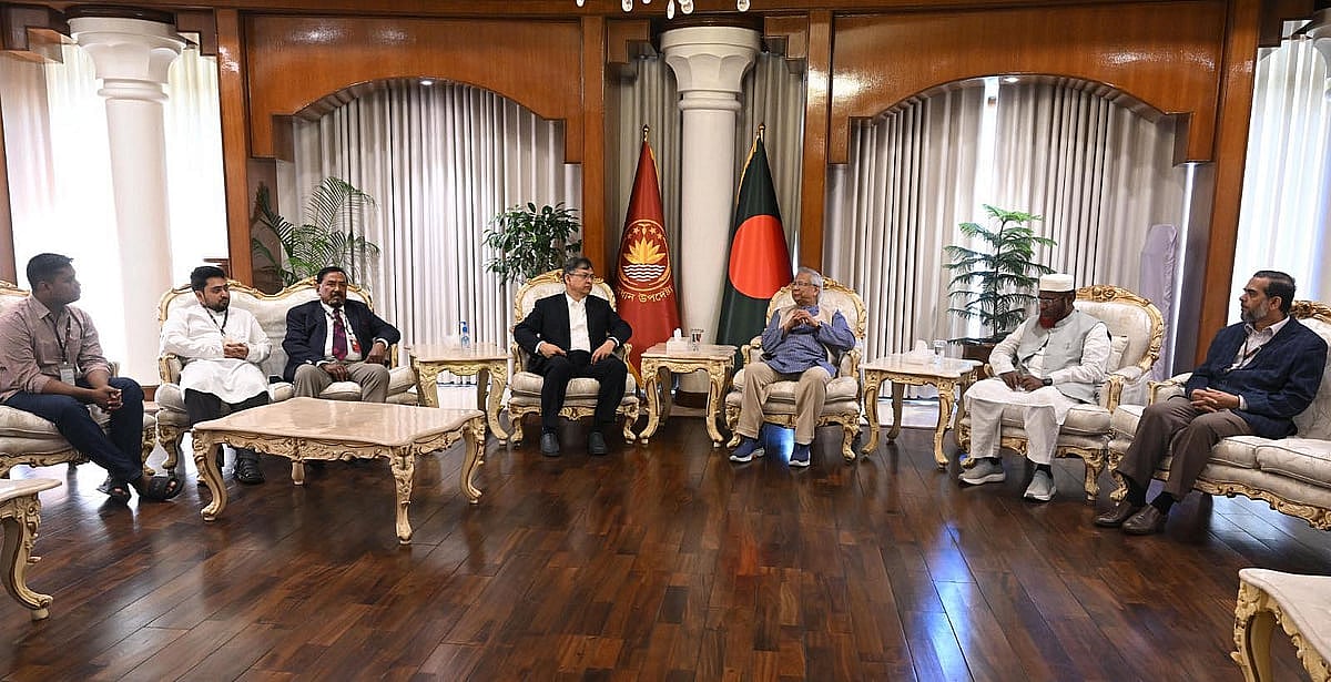 হাদিকে গুলি: দলগুলোকে ঐক্যবদ্ধ থাকতে  ইউনূসের আহ্বান