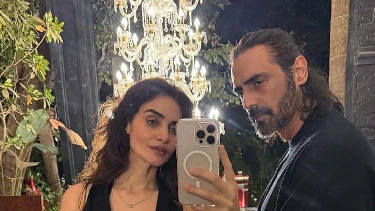 ‘বিয়ে না করলেও আমাদের বাগদান হয়েছে’