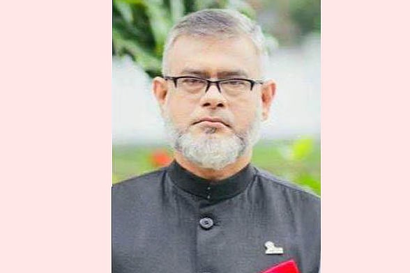 দাউদকান্দি উপজেলা পরিষদের সাবেক চেয়ারম্যান মোহাম্মদ আলীকে হাজিরের নির্দেশ