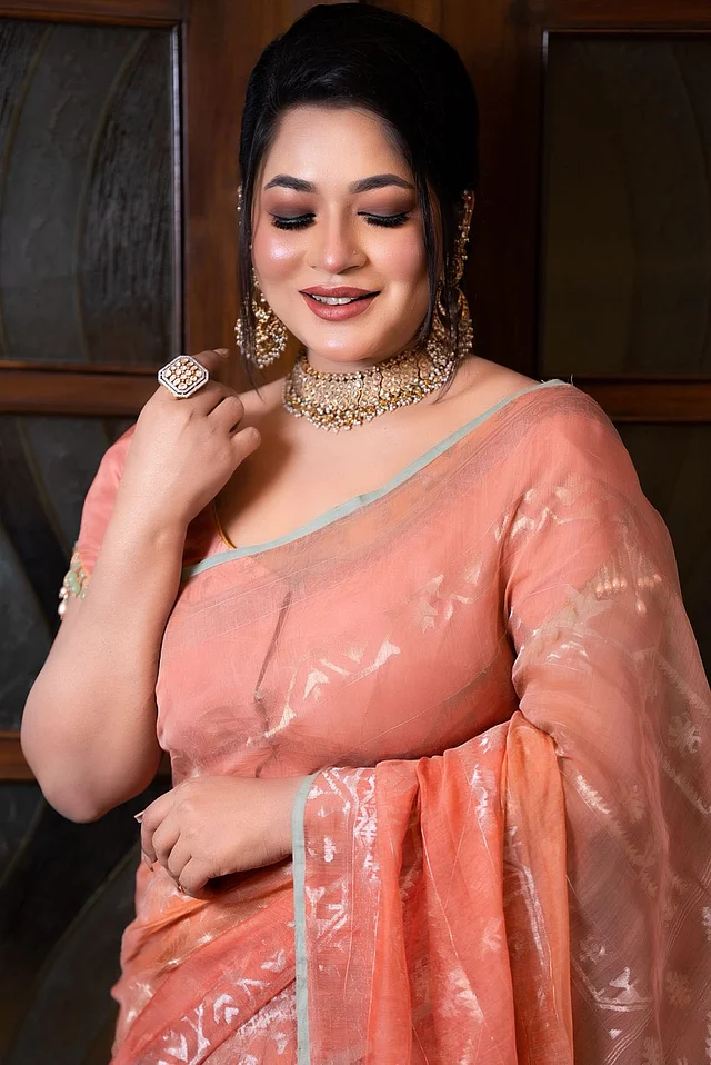 এই অভিনেত্রী মাত্র ৬ মাসে এই ওজন ঝরিয়ে ফেলেছেন