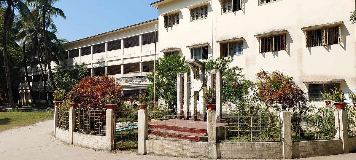 এবার মেডিকেলে ভর্তির সুযোগ পেয়েছেন সৈয়দপুর সরকারি বিজ্ঞান কলেজের অর্ধশত শিক্ষার্থী