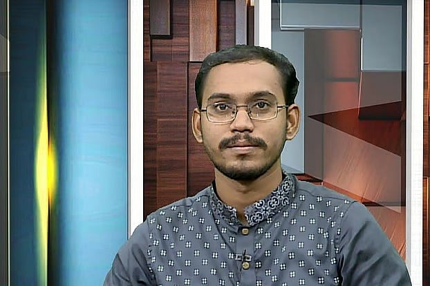 অটোরিকশার ধাক্কায় বাঁ পায়ে আঘাত পেলেন এনসিপি নেতা হান্নান মাসউদ