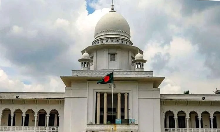 সুপ্রিম কোর্টের এজলাসে আজ থেকে প্রবেশ সীমিত