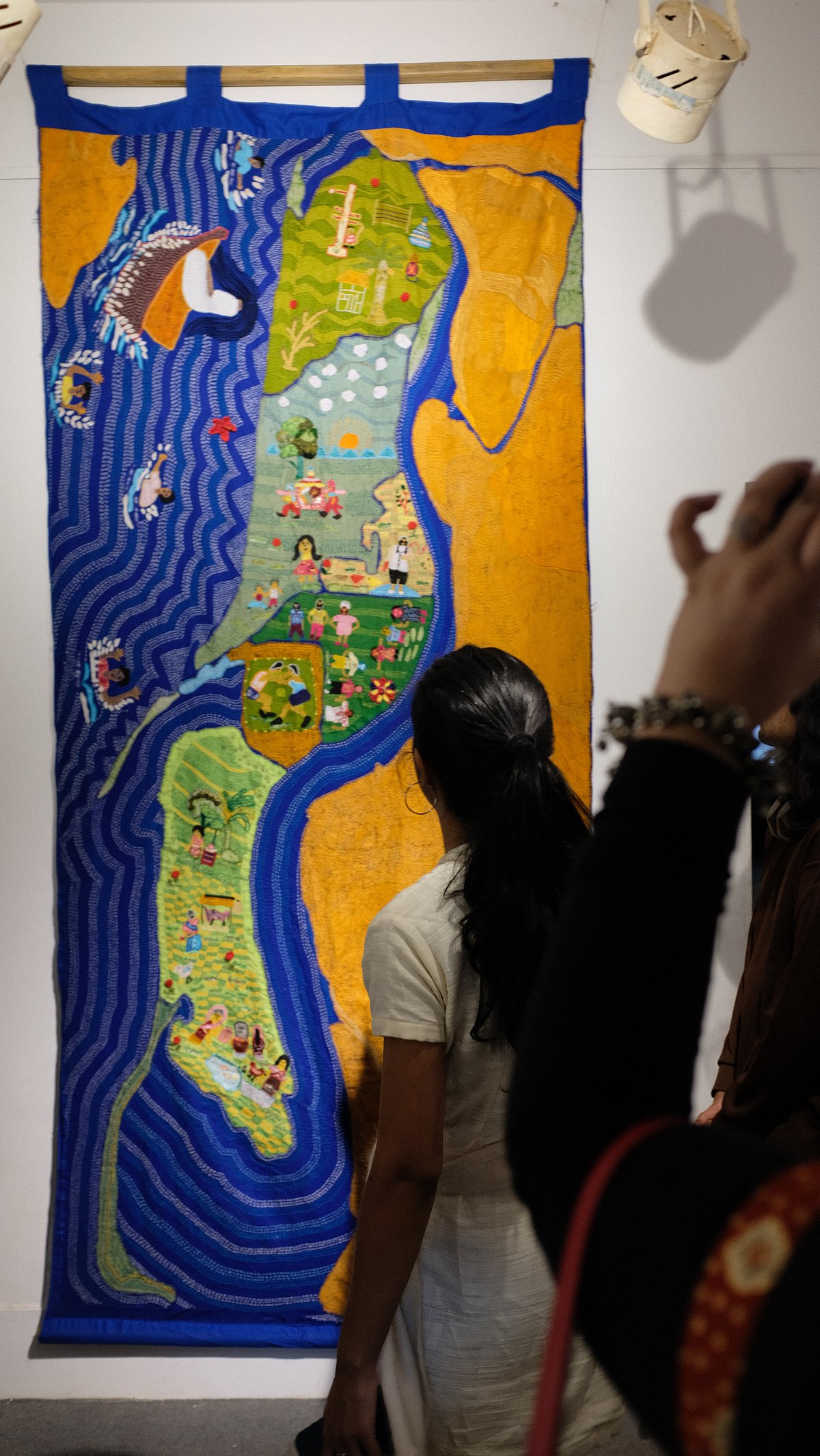 মাতারবাড়ীর গল্প: ব্যতিক্রমী ভিজ্যুয়াল আর্টস প্রদর্শনী